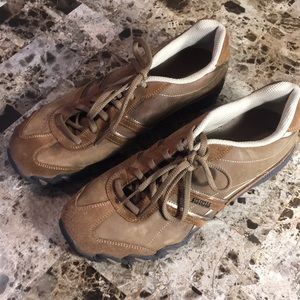 Skechers Brown leather sneakers shoes size 9